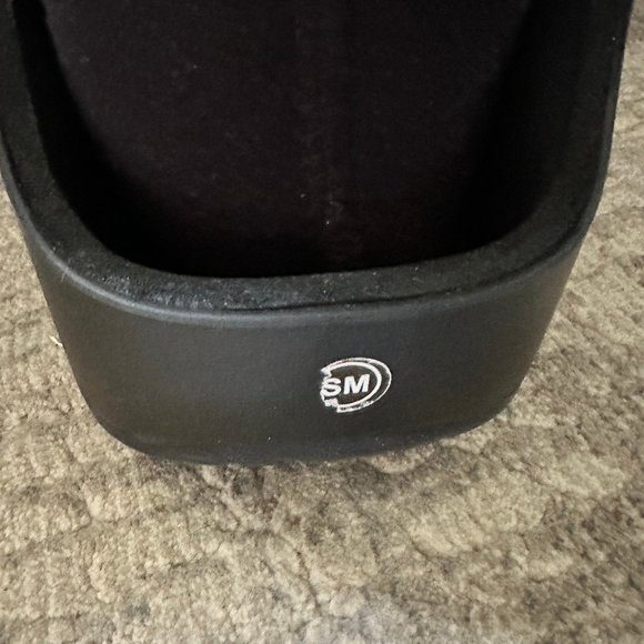 United Ortho Air Cam Walker Fracture Boot, Small, Black - Picture 5 of 6